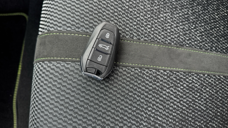 Peugeot 408 158kW GT 58kWh 5dr Auto Electric Hatchback